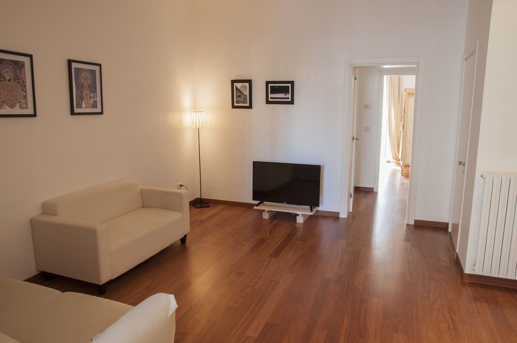 Manzoni House Lejlighed Bari Eksteriør billede